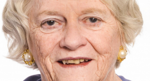 Nessun legame tra un'opera d'arte e l'omicidio della politica Ann Widdecombe